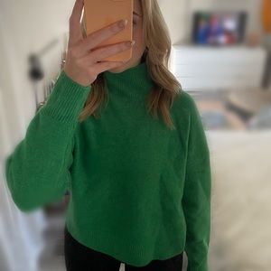 ZARA green turtleneck sweater SIZE US S LIKE NEW